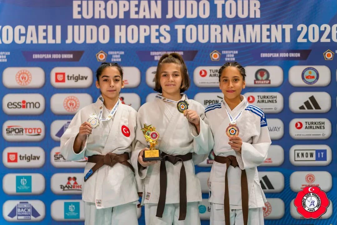 🥋 Yıldız Judocularımız Avrupa'da Zirvede! Avrupa Judo Birliği (EJU) 2026 yılı faaliyet programında yer alan Yıldızlar Avrupa Kupası, 11-12 Temmuz tari… 🥋 Yıldız Judocularımız Avrupa'da Zirvede! Avrupa Judo Birliği (EJU) 2026 yılı faaliyet programında yer alan Yıldızlar Avrupa Kupası, 11-12 Temmuz tari…